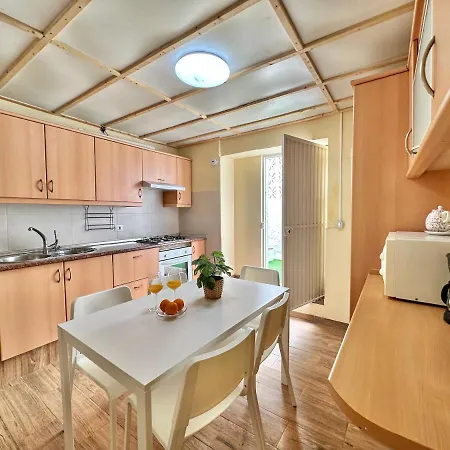 Holiday home Casa Tina
